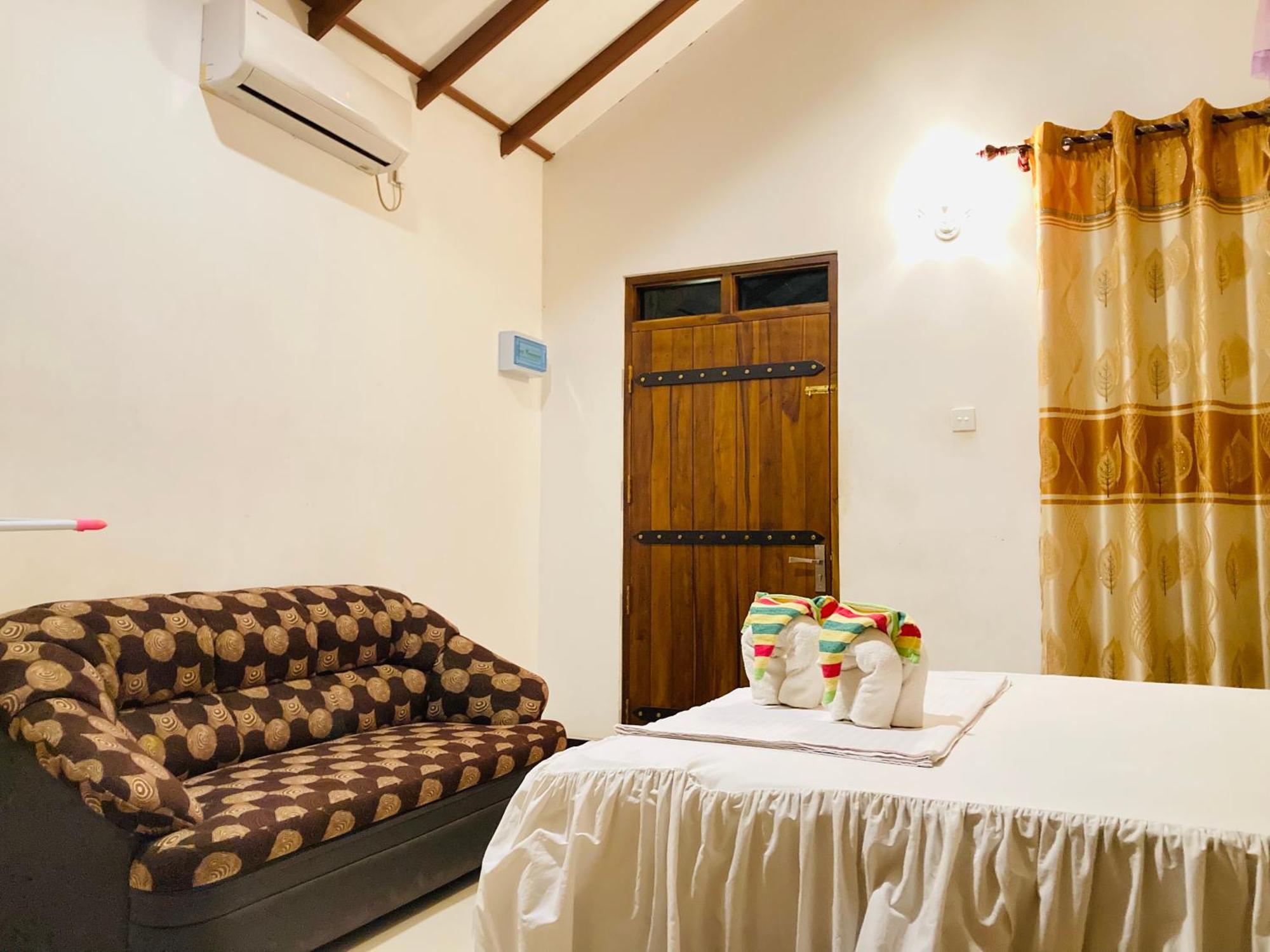 Suncity Privacy Cottages Udawalawe Luaran gambar
