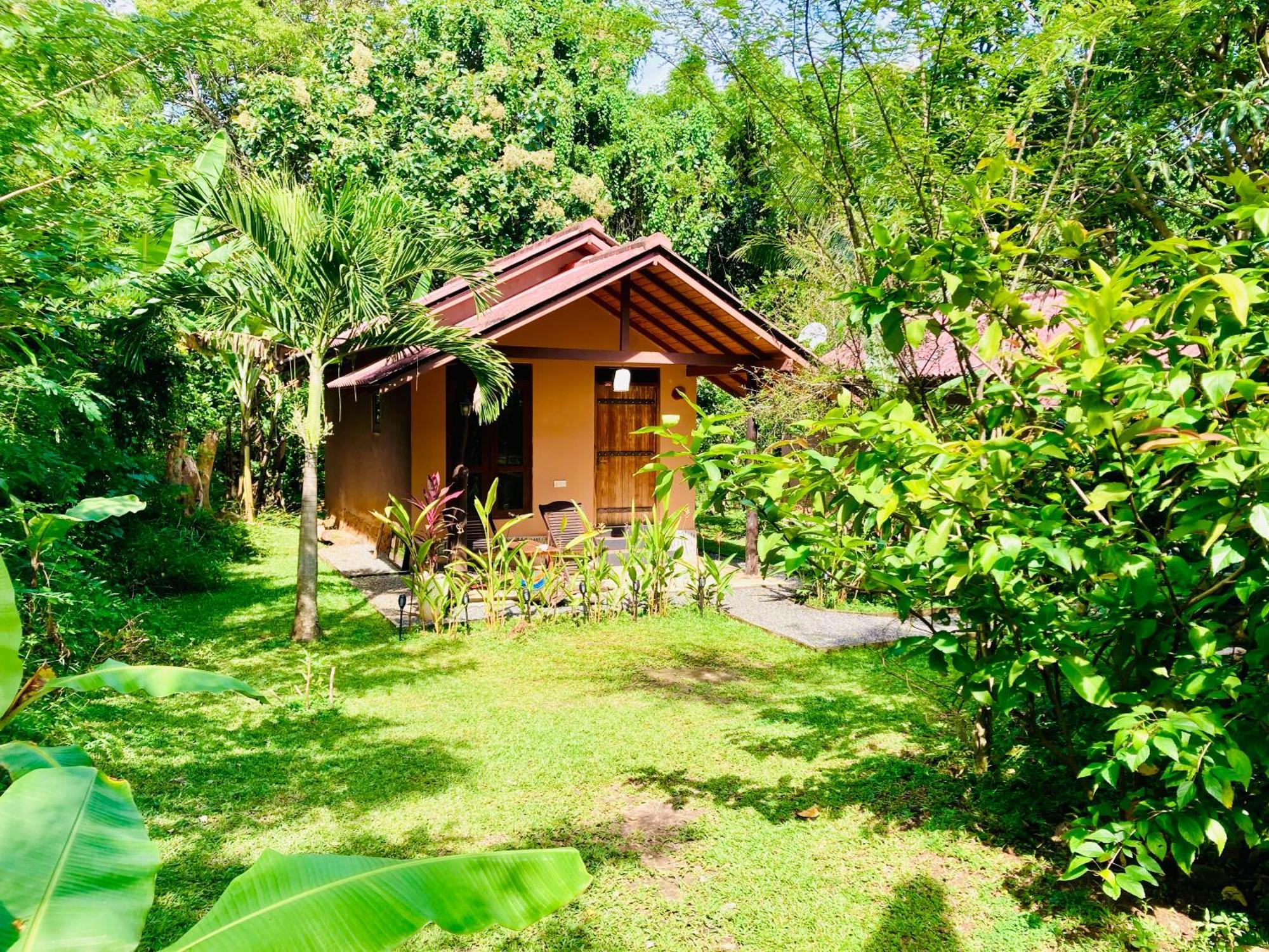 Suncity Privacy Cottages Udawalawe Luaran gambar