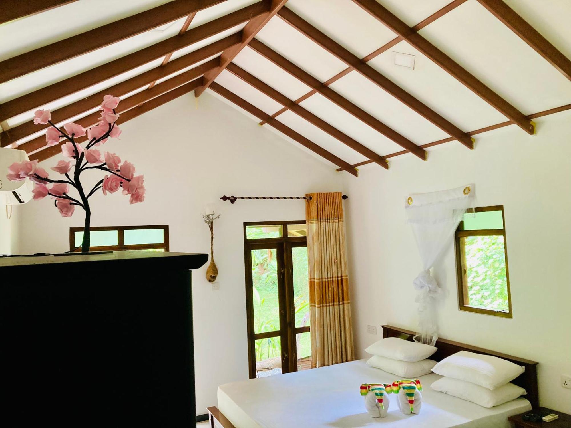 Suncity Privacy Cottages Udawalawe Luaran gambar