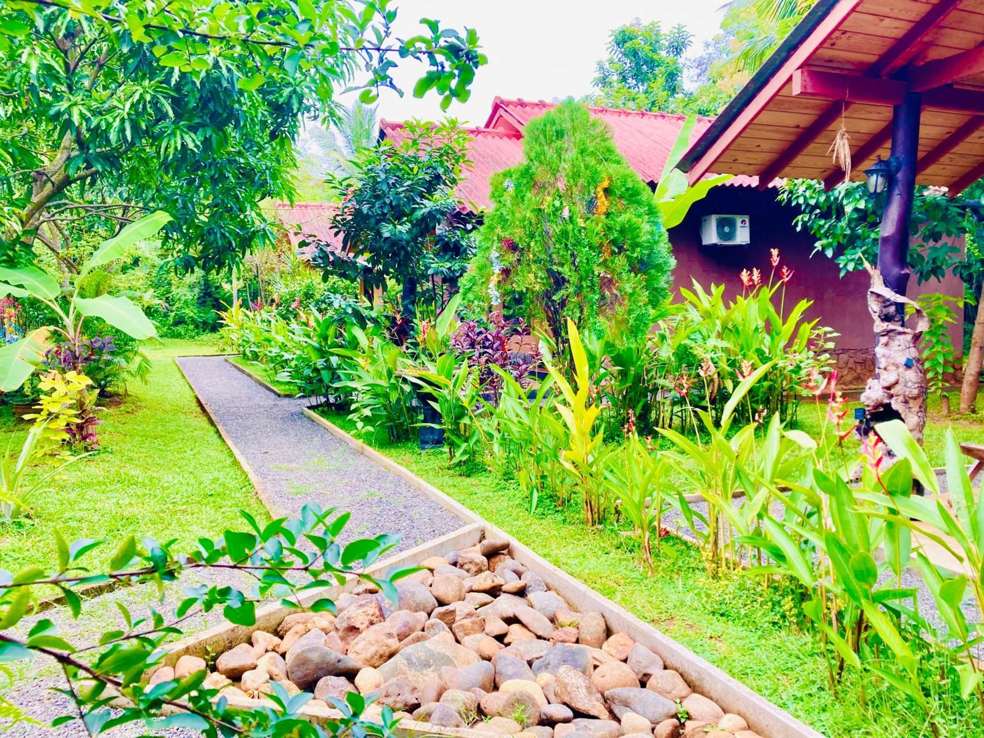 Suncity Privacy Cottages Udawalawe Luaran gambar